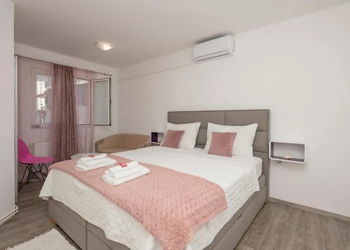 شقة 3 Bedroom Awesome In *