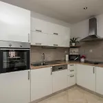 3 Bedroom Awesome In Lejlighed *