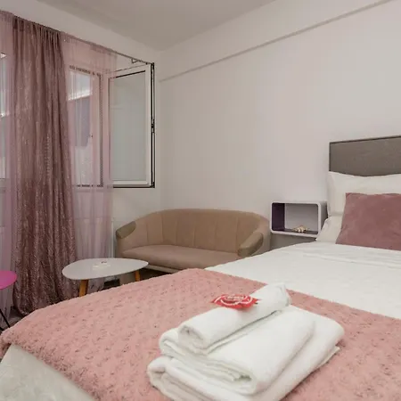 Lejlighed 3 Bedroom Awesome In