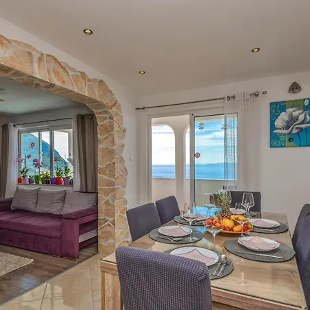 3 Bedroom Awesome In Lejlighed